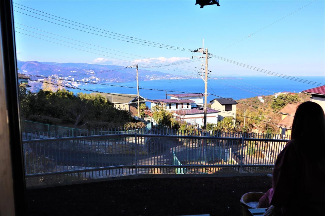 熱海の海が一望できる温泉付貸別荘 満月あじろ Mitsukiajiro Atami  Luaran gambar